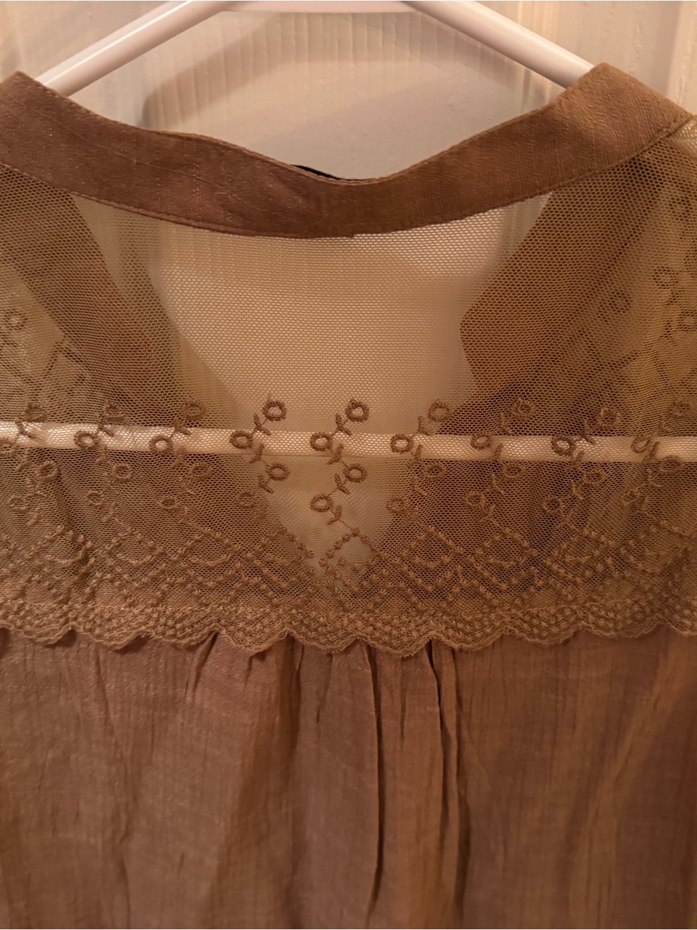 Edge Brown Lace Yoke Sleeveless Tie Front Blouse | Size Small - Picture 3 of 4